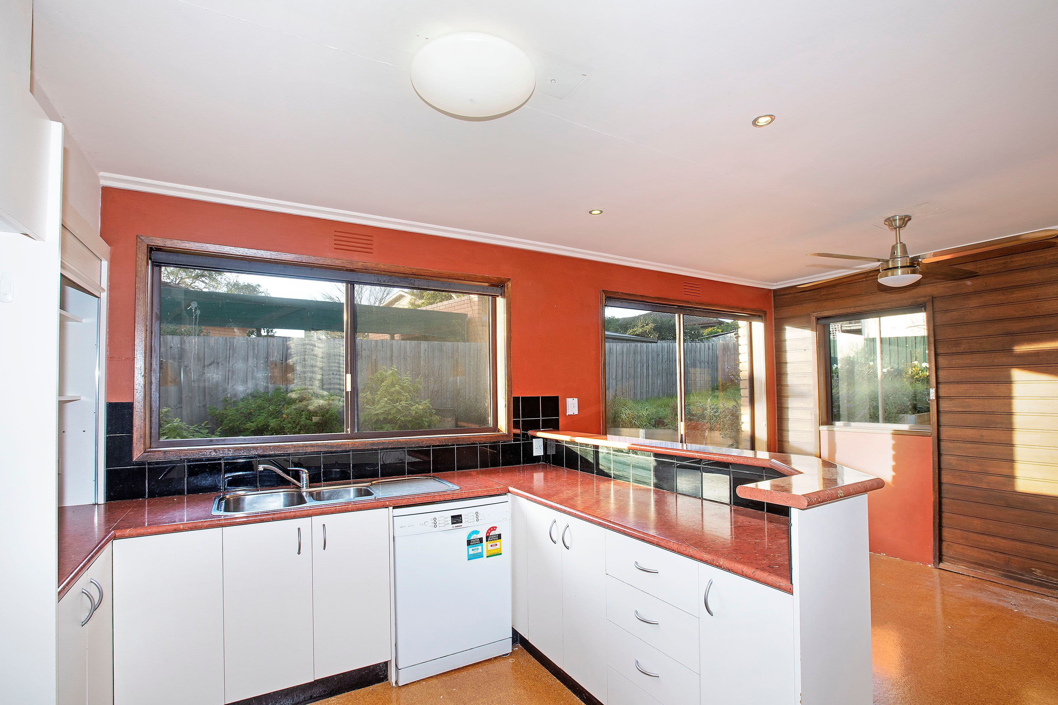 8 Sturt Court, Grovedale VIC 3216, Grovedale - Thumbnail 4