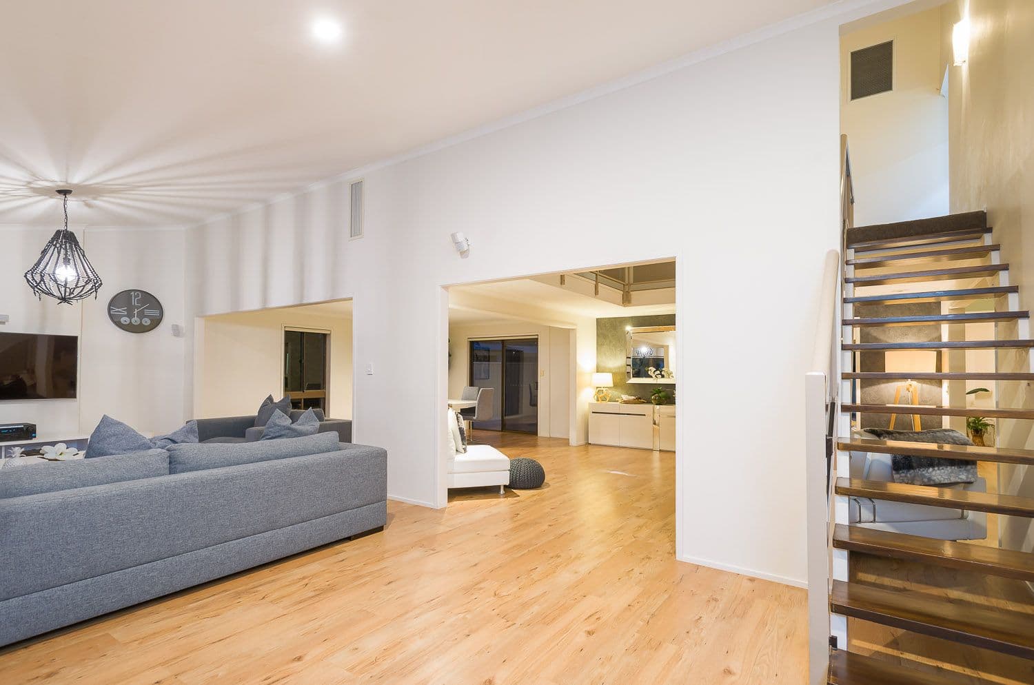 9 Erave Avenue, Runaway Bay QLD 4216, Runaway Bay - Thumbnail 6