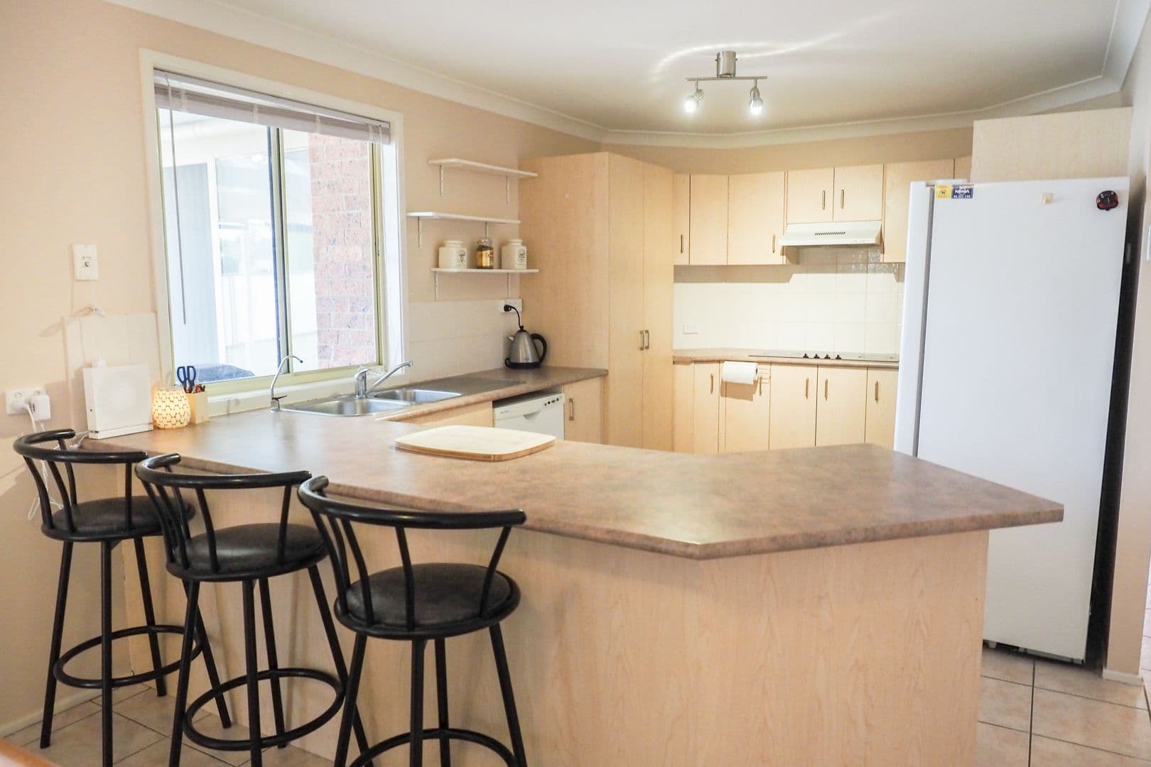 19 St James Crescent, Worrigee - Thumbnail 8