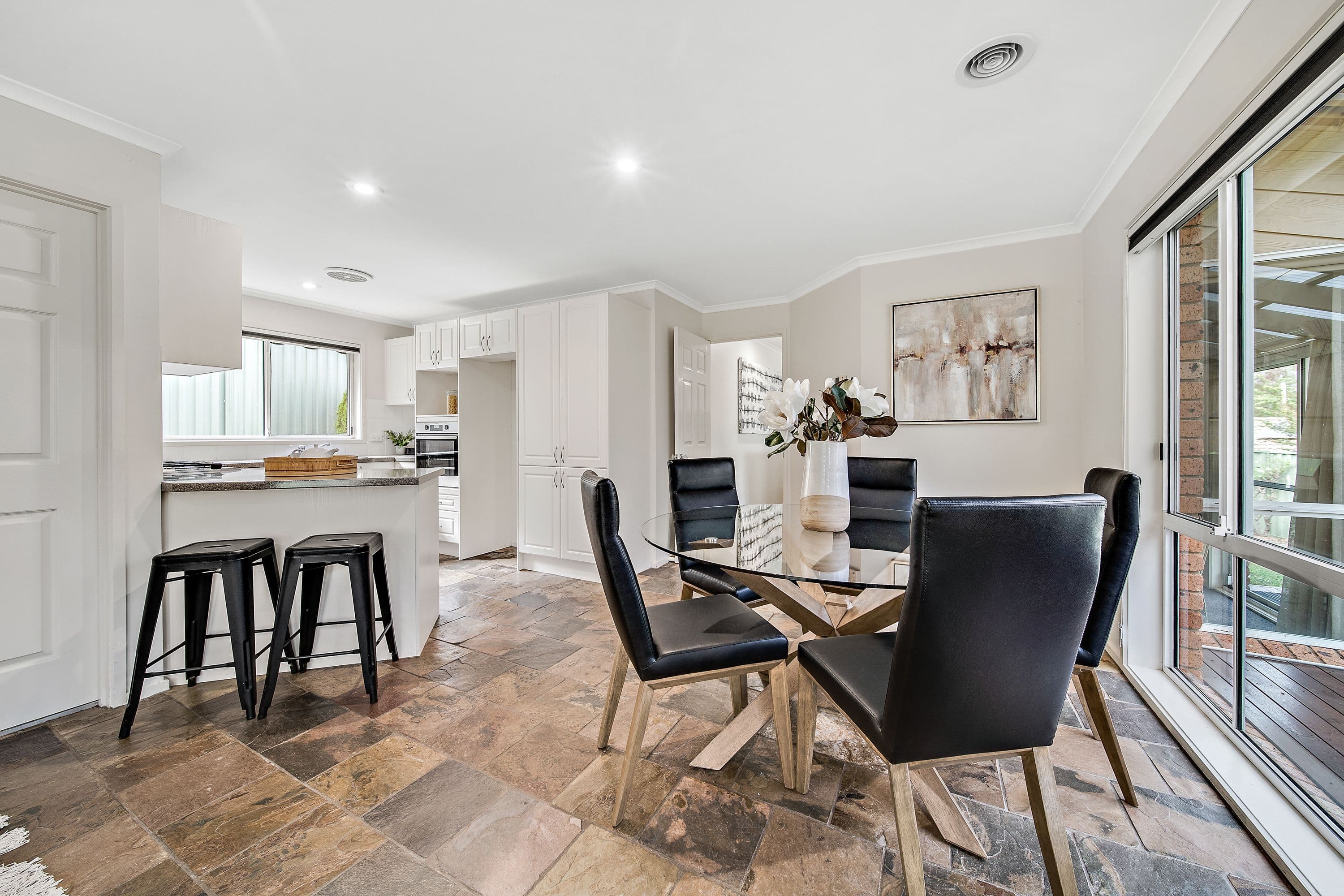 3 Coburn Place, Isaacs ACT 2607, Isaacs - Thumbnail 4