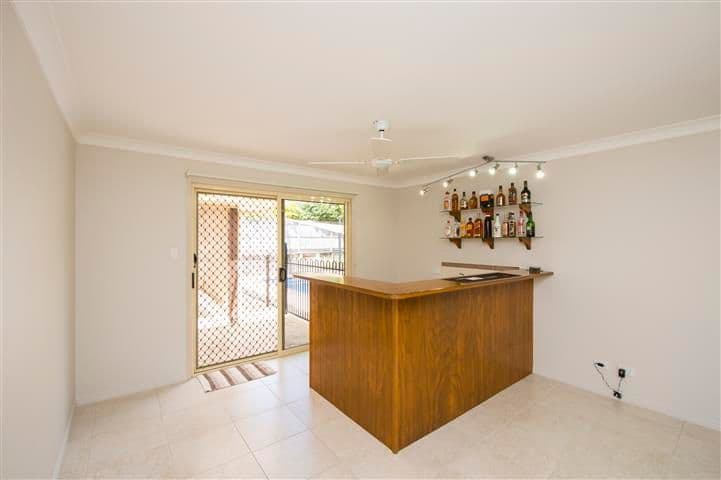 18 Reinaerhoff Crescent, GLEN EDEN QLD 4680, Glen Eden - Thumbnail 7
