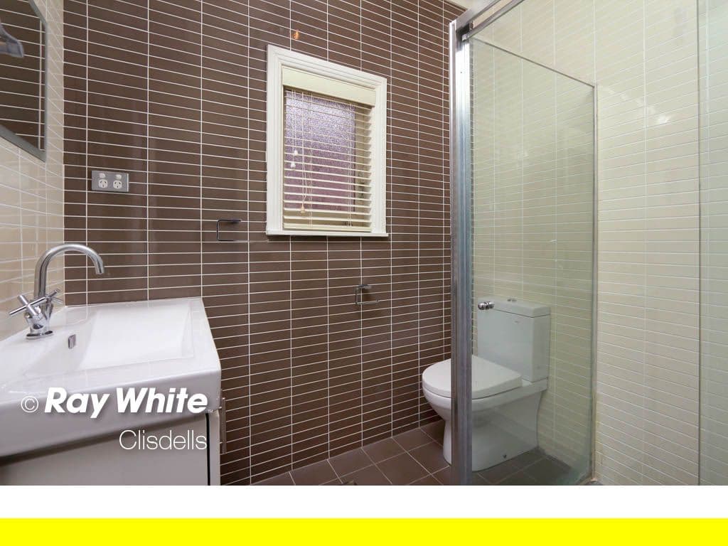 42 Vivienne Street, KINGSGROVE NSW 2208, Kingsgrove - Thumbnail 5
