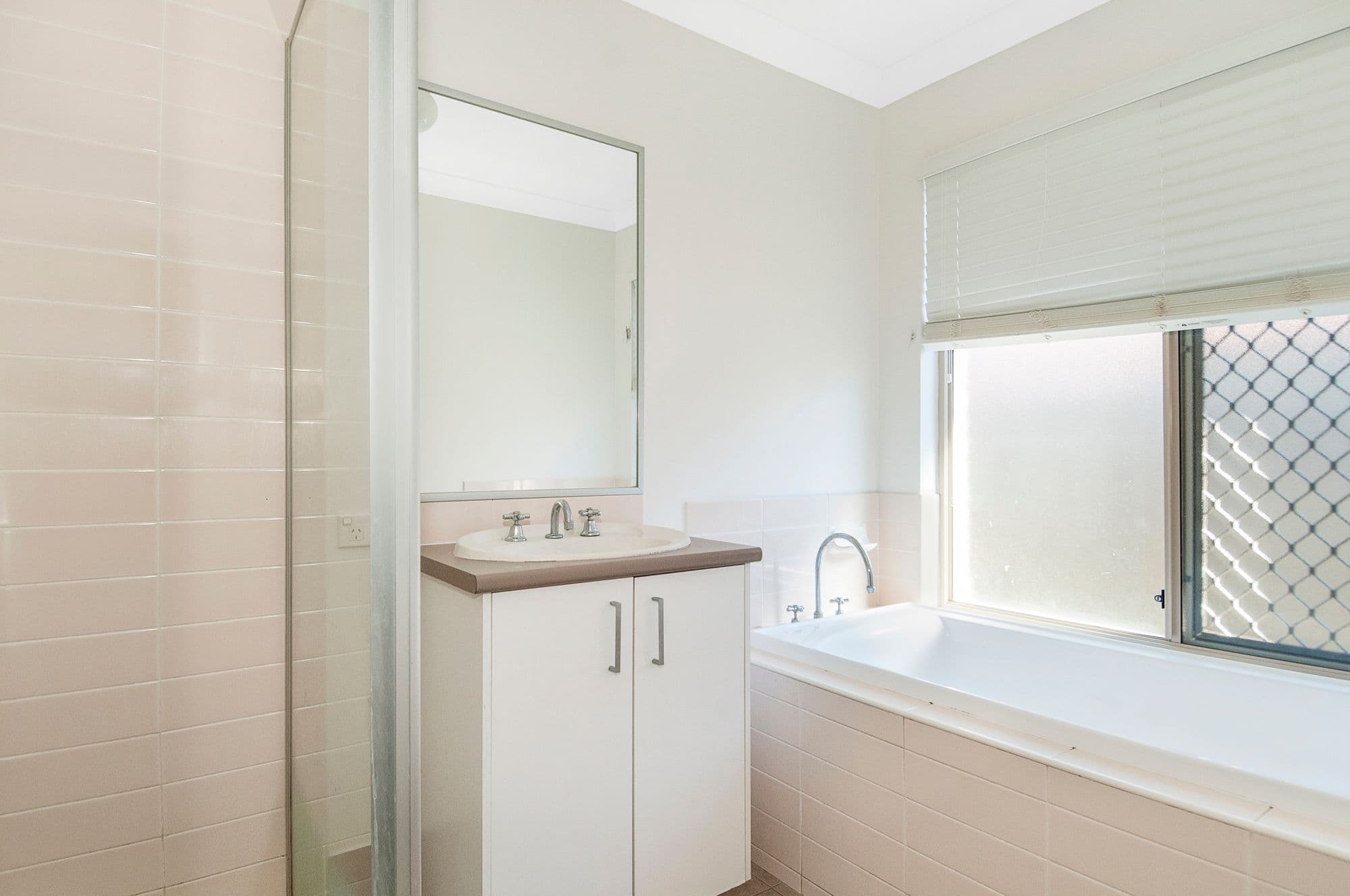 33 Griffen Place, Crestmead QLD 4132, Crestmead - Thumbnail 5