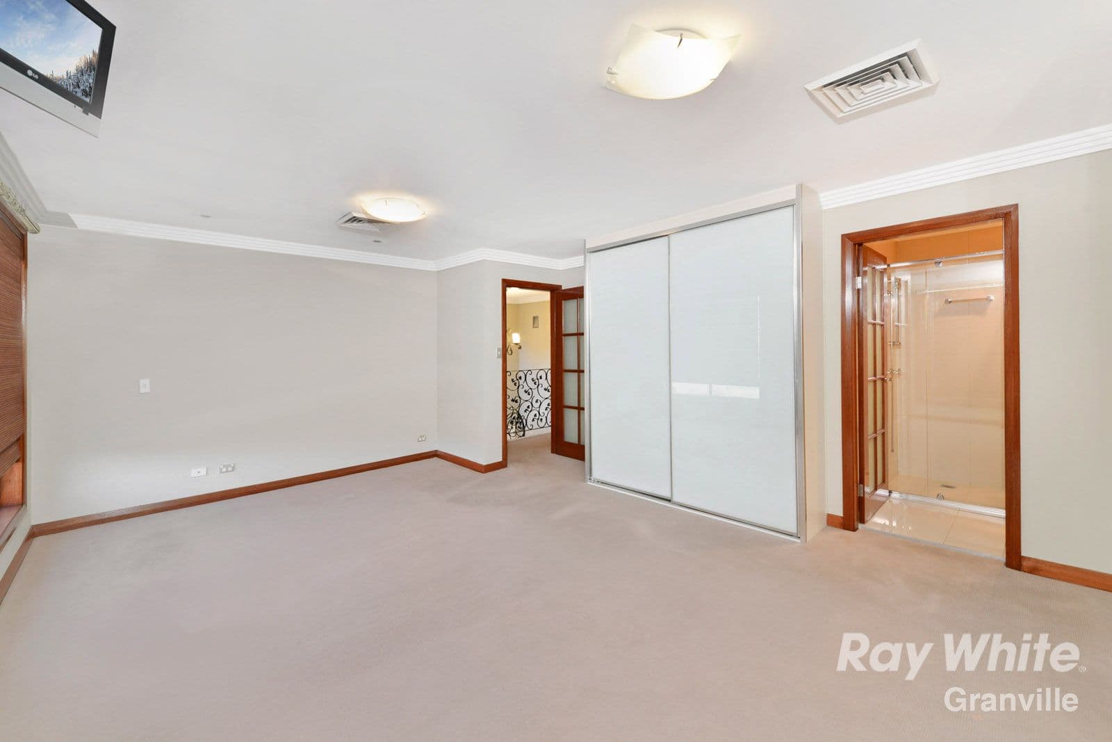 13 Poinciana Parade, Greystanes NSW 2145, Greystanes - Thumbnail 7
