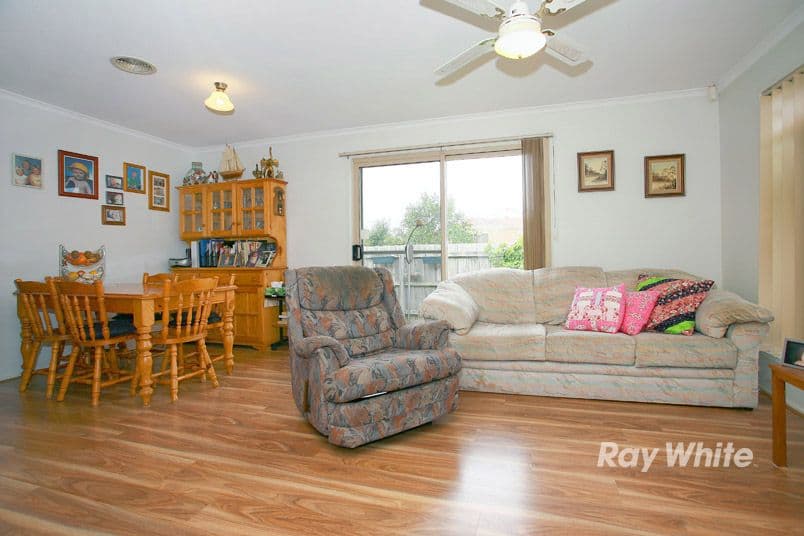 34 Bellbrae Crescent, CRANBOURNE WEST VIC 3977, Cranbourne West - Thumbnail 4