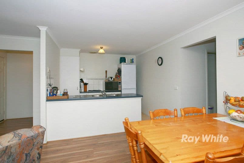 34 Bellbrae Crescent, CRANBOURNE WEST VIC 3977, Cranbourne West - Thumbnail 5