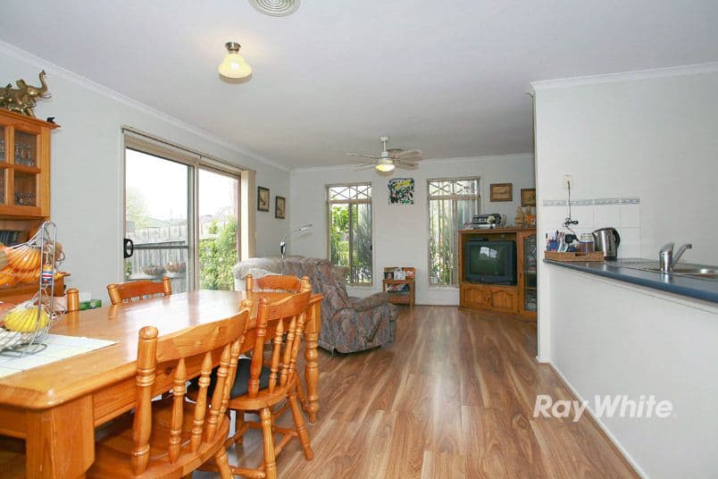 34 Bellbrae Crescent, CRANBOURNE WEST VIC 3977, Cranbourne West - Thumbnail 8