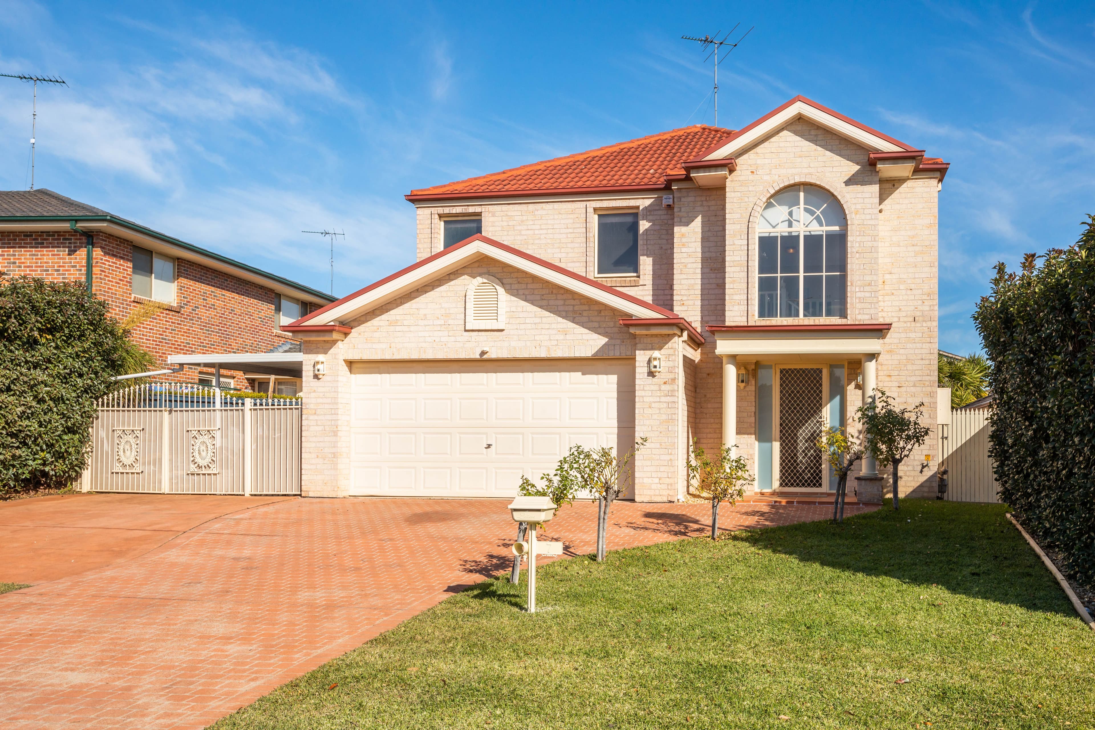 7 Scribblygum Circuit, Rouse Hill - Image 1