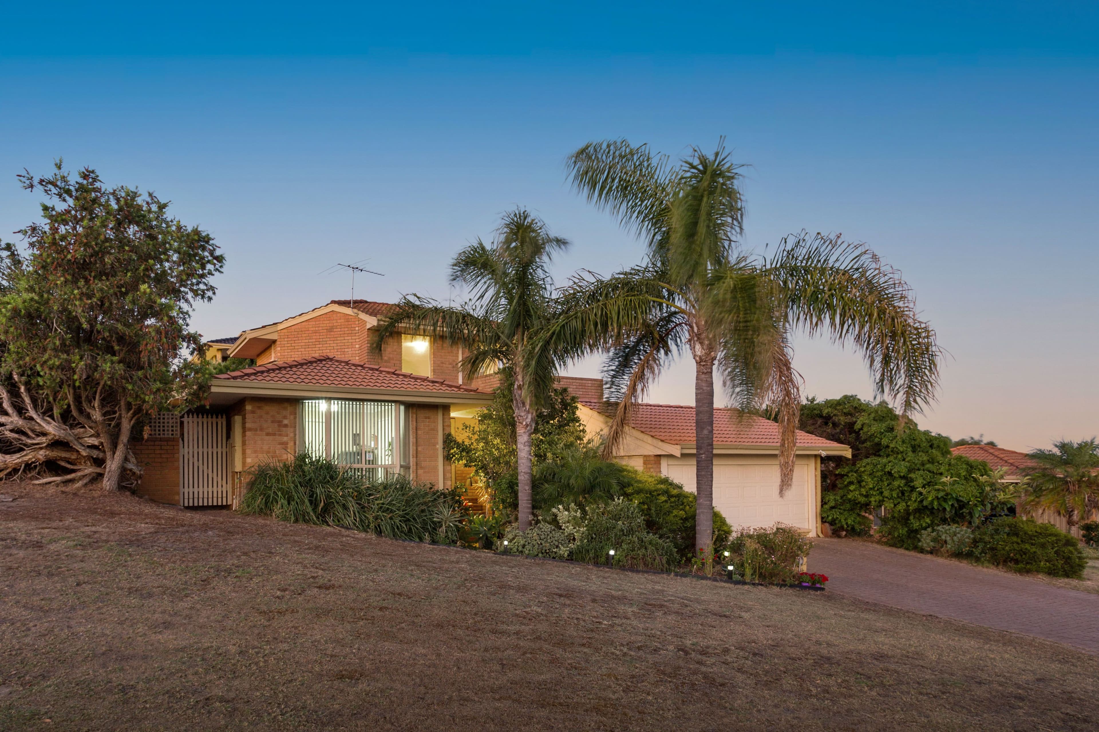 12 Waring Way, Kardinya WA 6163, Kardinya - Image 1