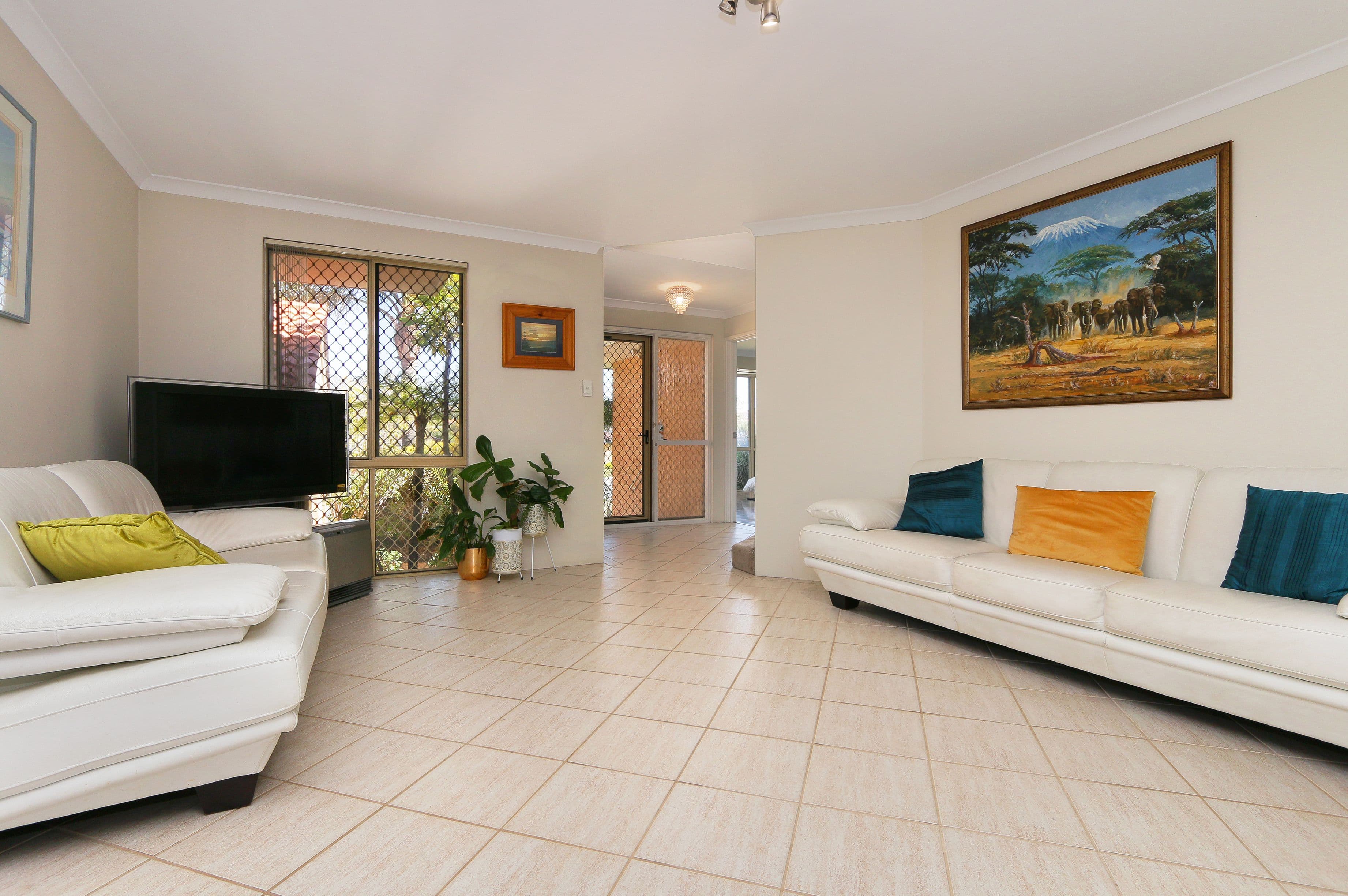 12 Waring Way, Kardinya WA 6163, Kardinya - Thumbnail 3