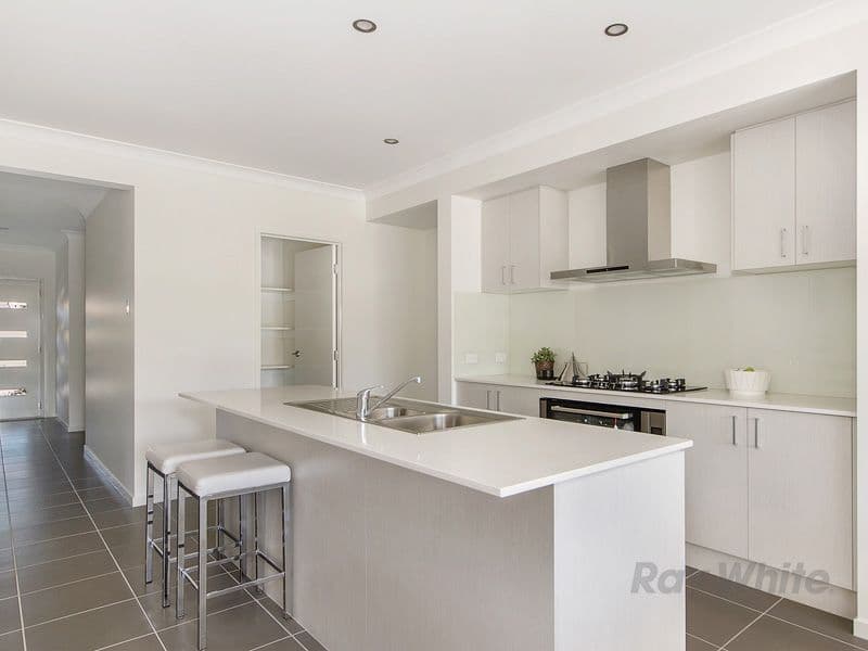 43 Oakover Avenue, Ormeau Hills QLD 4208, Ormeau Hills - Thumbnail 5
