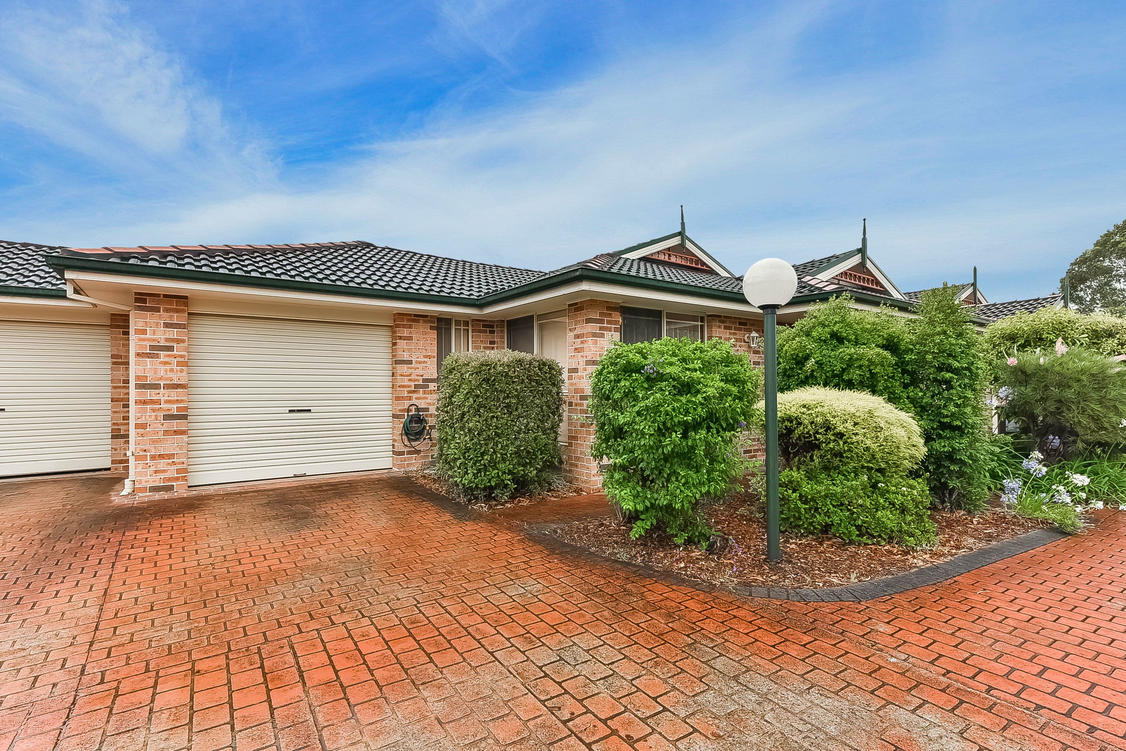 10 Azalea Place, Macquarie Fields - Image 1