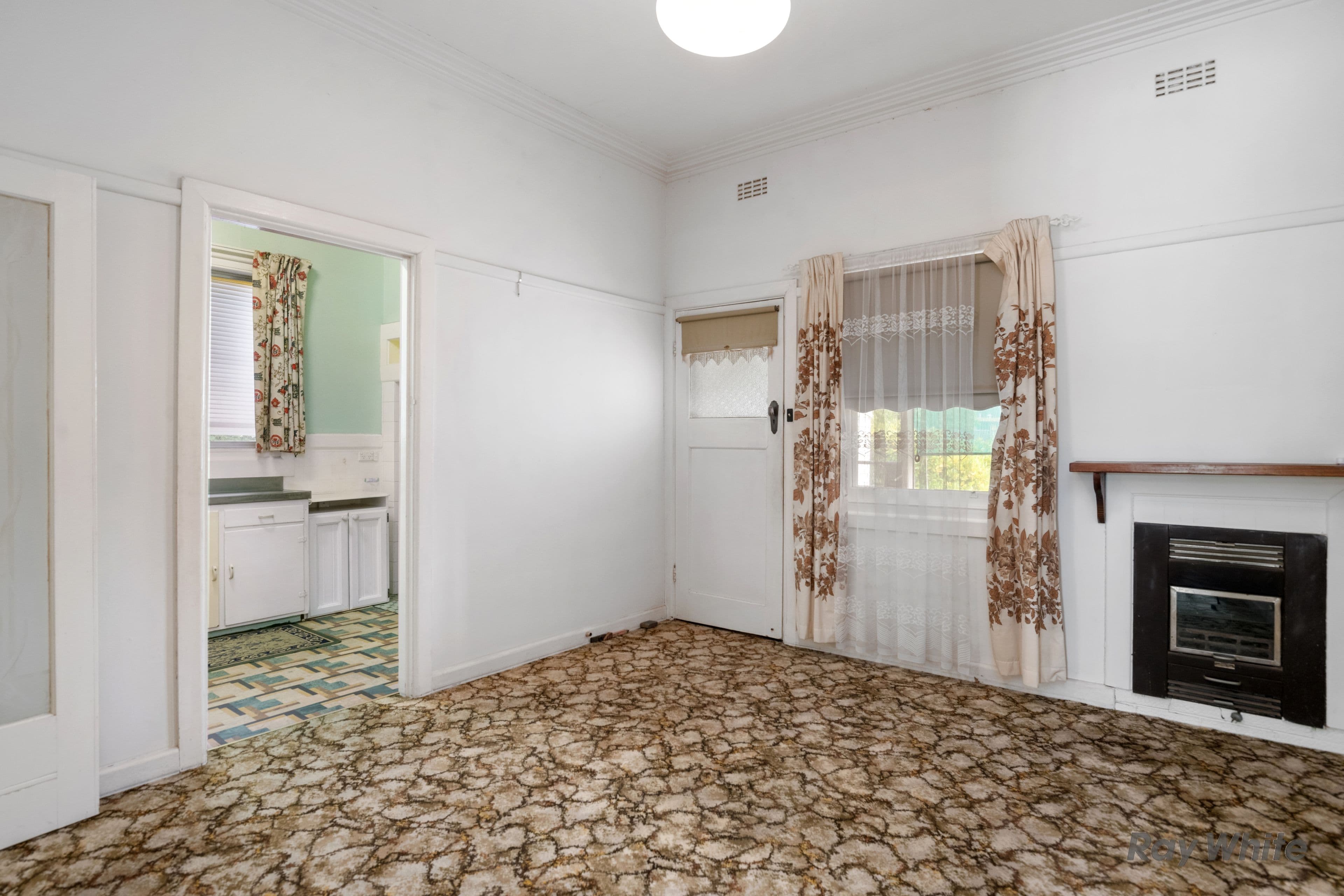8 Bond Street, Benalla VIC 3672, Benalla - Thumbnail 4
