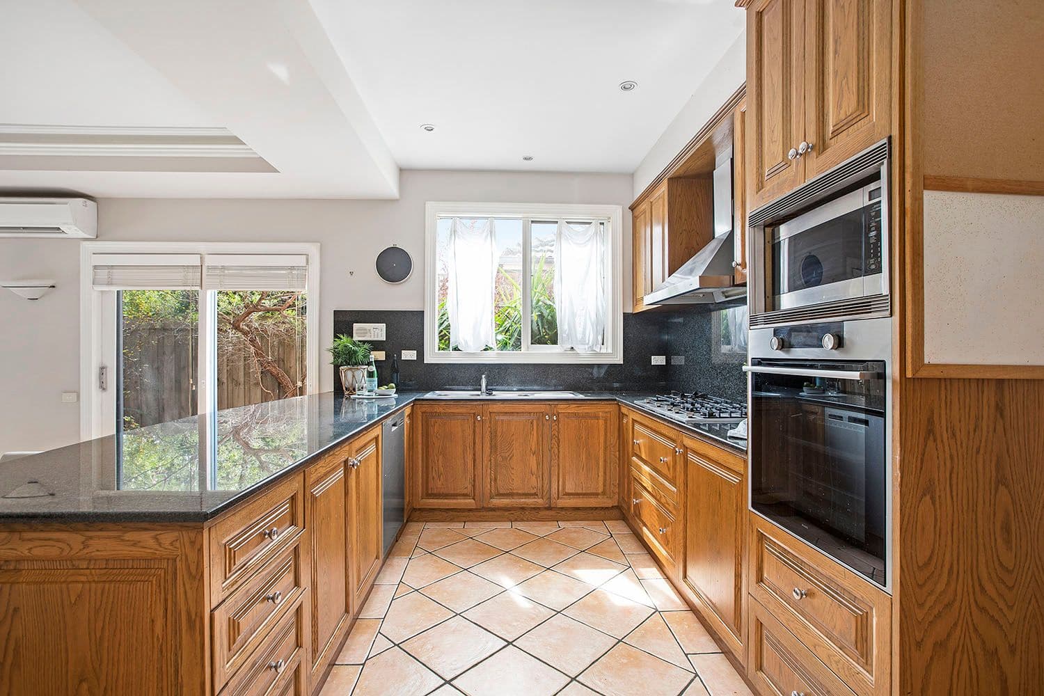 9a Comas Road, Beaumaris VIC 3193, Beaumaris - Thumbnail 5