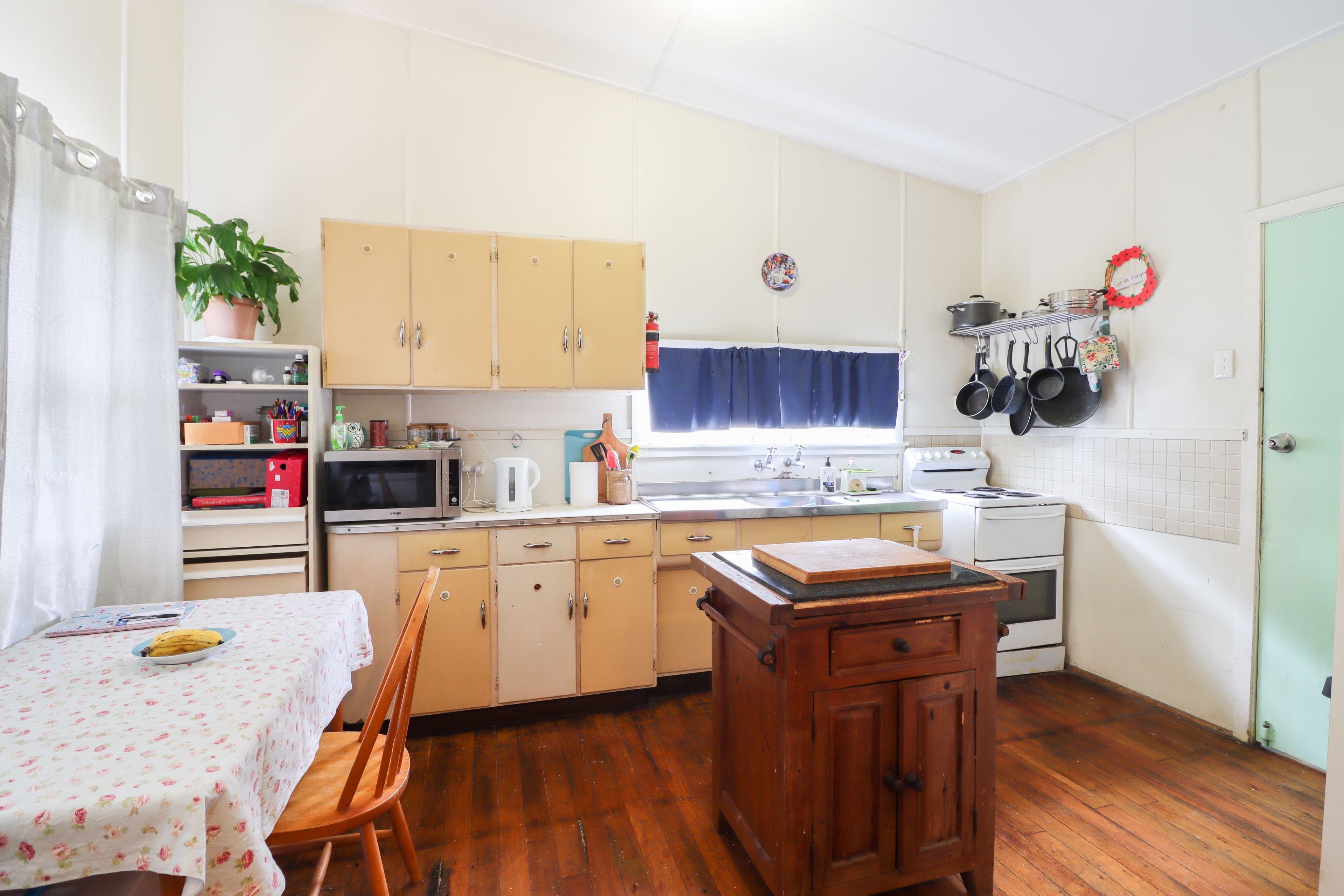 9 Ashgrove Street, Coalfalls QLD 4305, Coalfalls - Thumbnail 5
