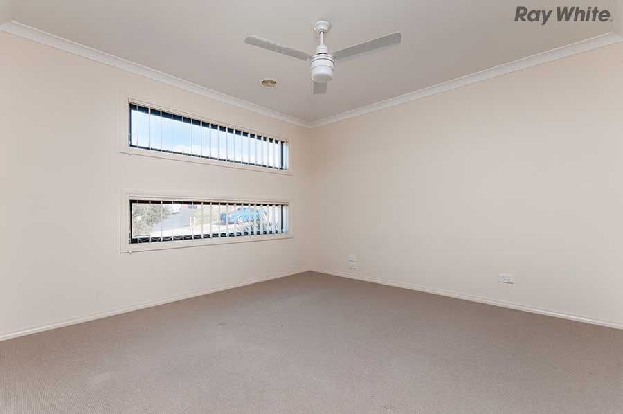 4 Saltash Court, Sunbury VIC 3429, Sunbury - Thumbnail 4