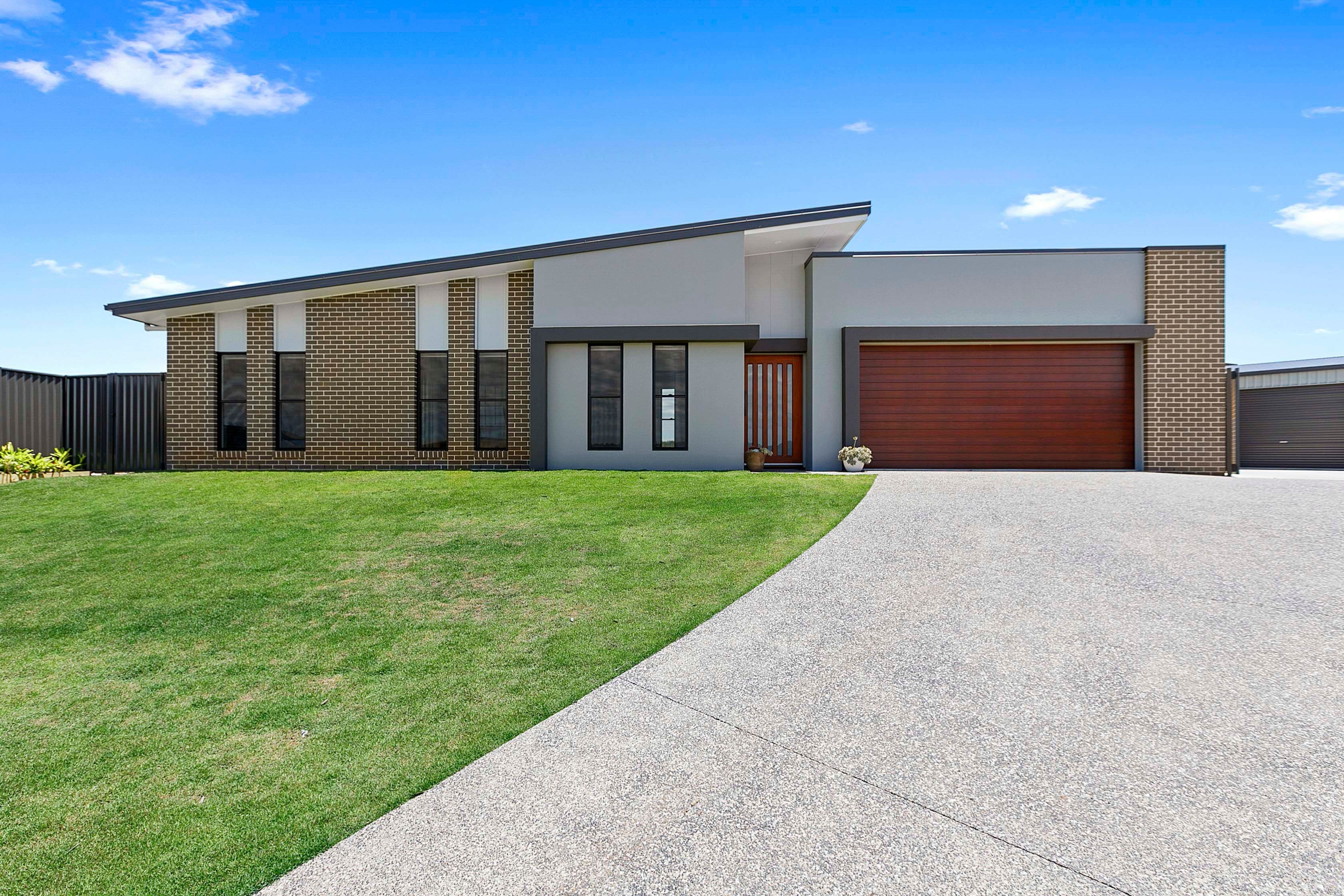 22 Wintergreen Court, Nikenbah QLD 4655, Nikenbah - Thumbnail 2