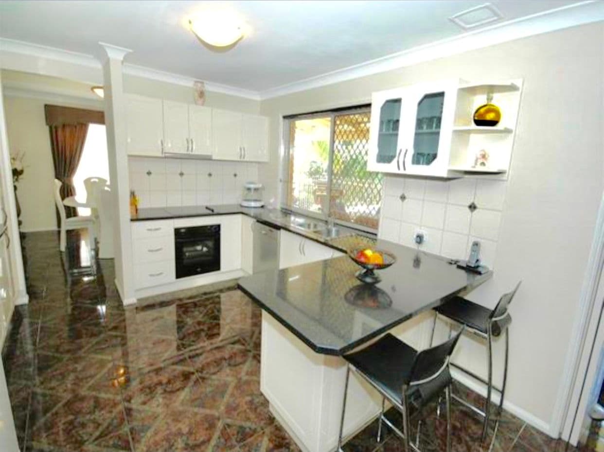28 Paluna Street, Riverhills QLD 4074, Riverhills - Thumbnail 2