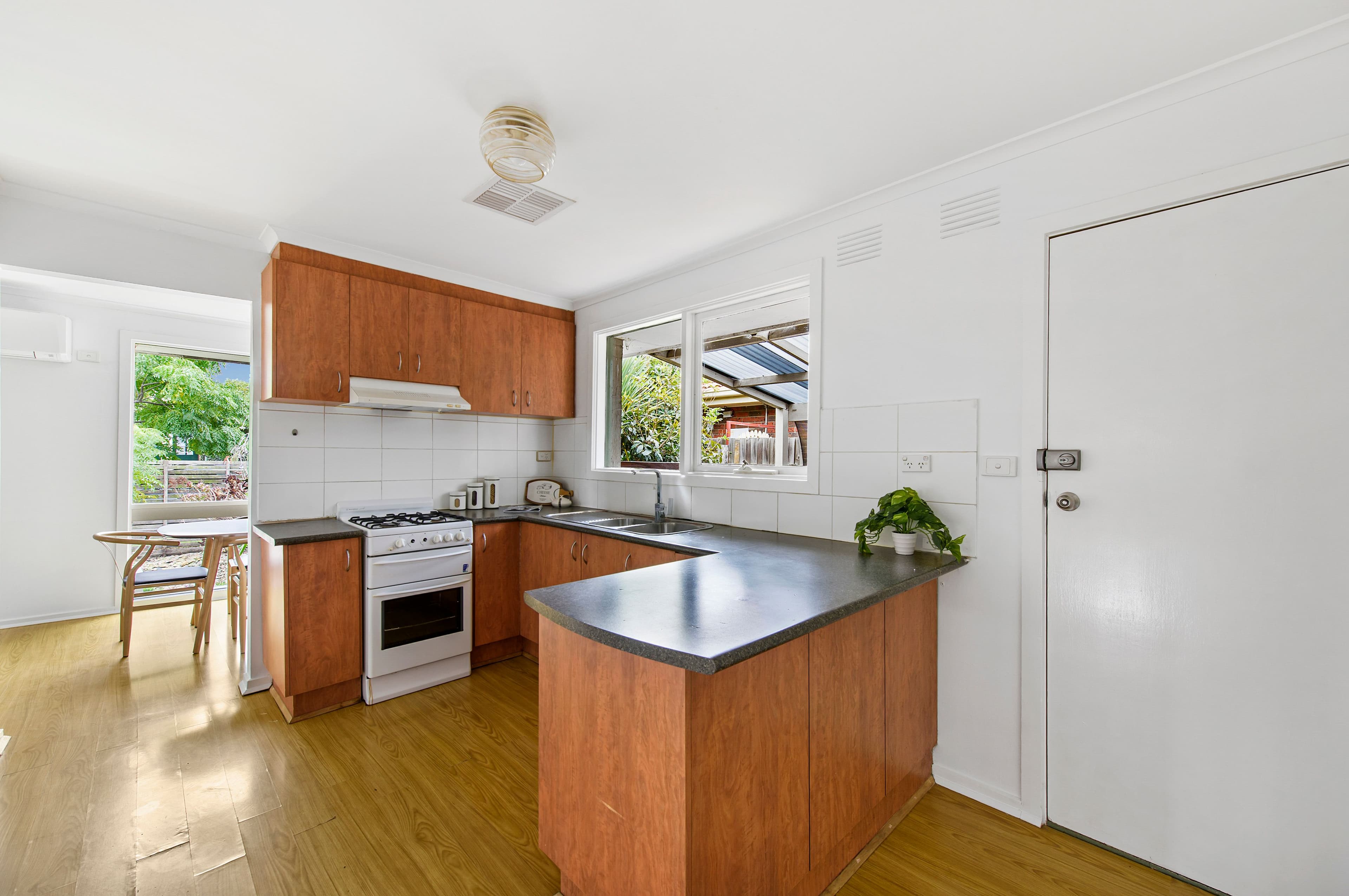 4 Aycliffe Drive, Deer Park VIC 3023, Deer Park - Thumbnail 6
