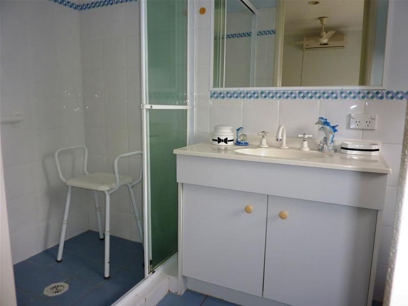1a Alison Road, CARRARA QLD 4211, Carrara - Thumbnail 4