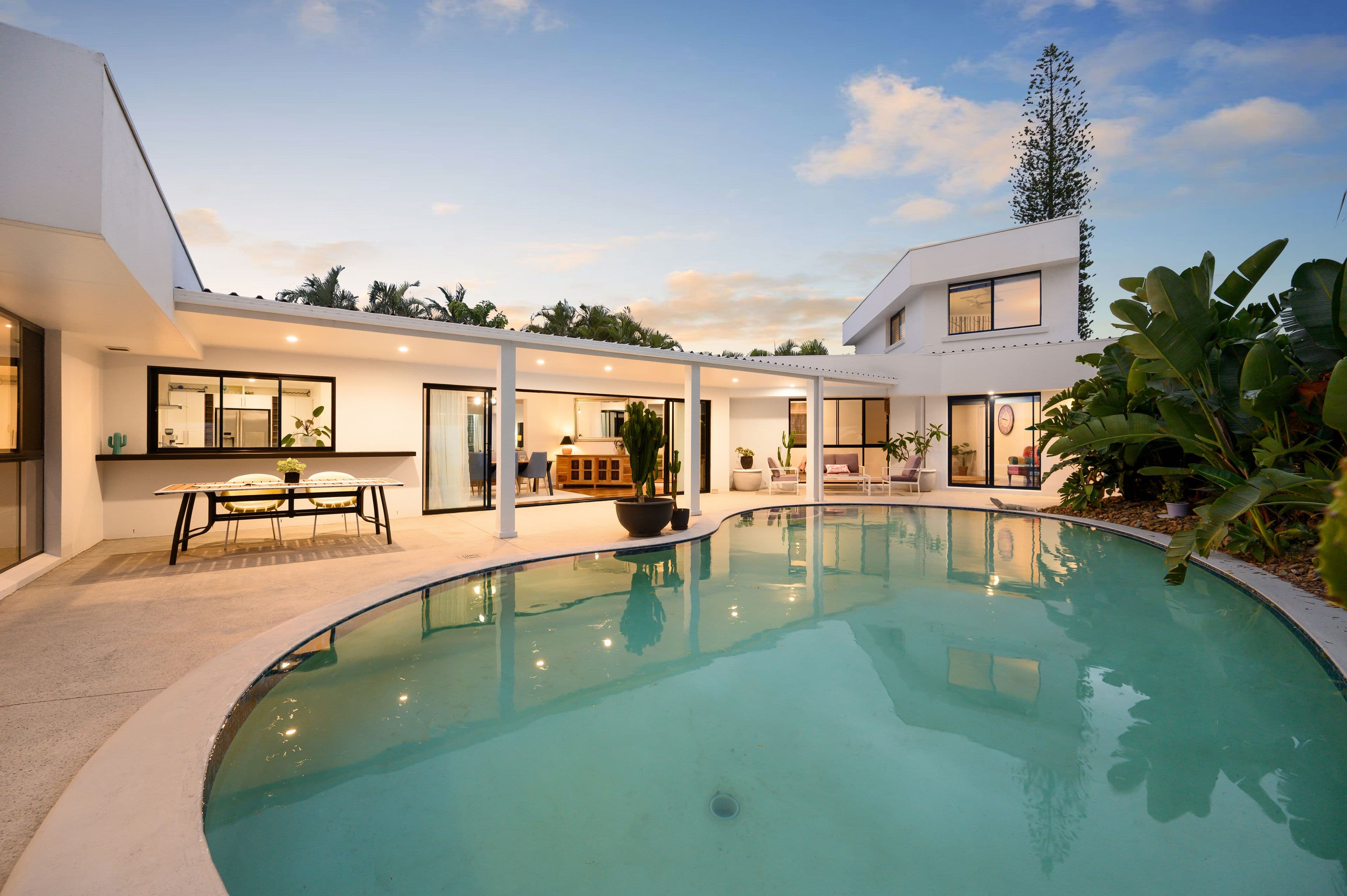 27 Kookaburra Court, Sorrento QLD 4217, Sorrento - Image 1