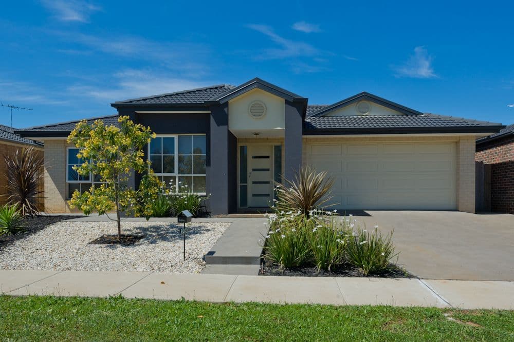 22 Arnolds Creek Boulevard, MELTON WEST VIC 3337, Melton West - Image 1