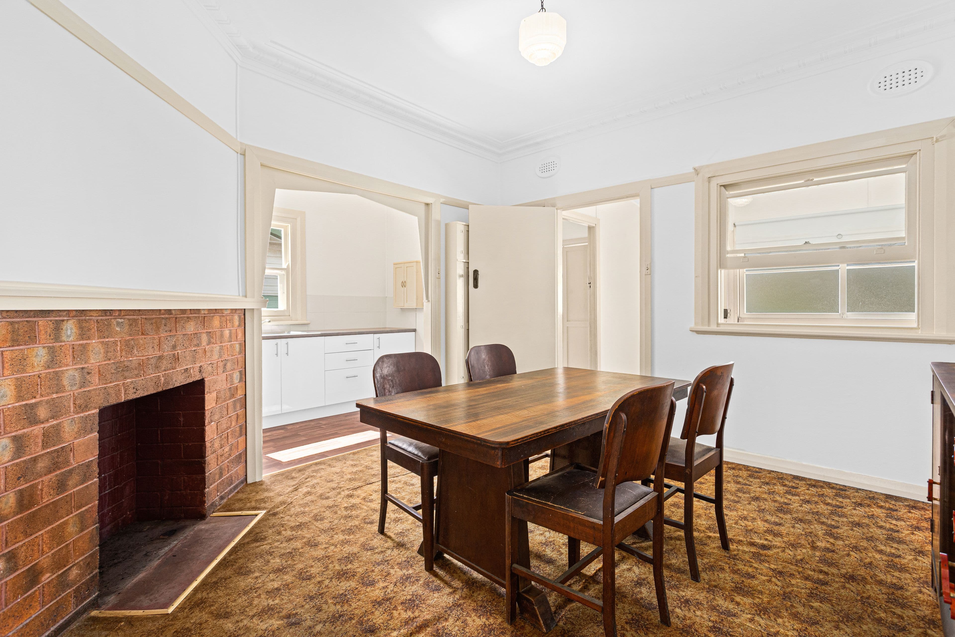 33 Matthews Street, Wollongong NSW 2500, Wollongong - Thumbnail 3