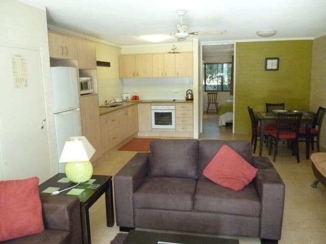1849 Gold Coast Highway, BURLEIGH HEADS QLD 4220, Burleigh Heads - Thumbnail 3