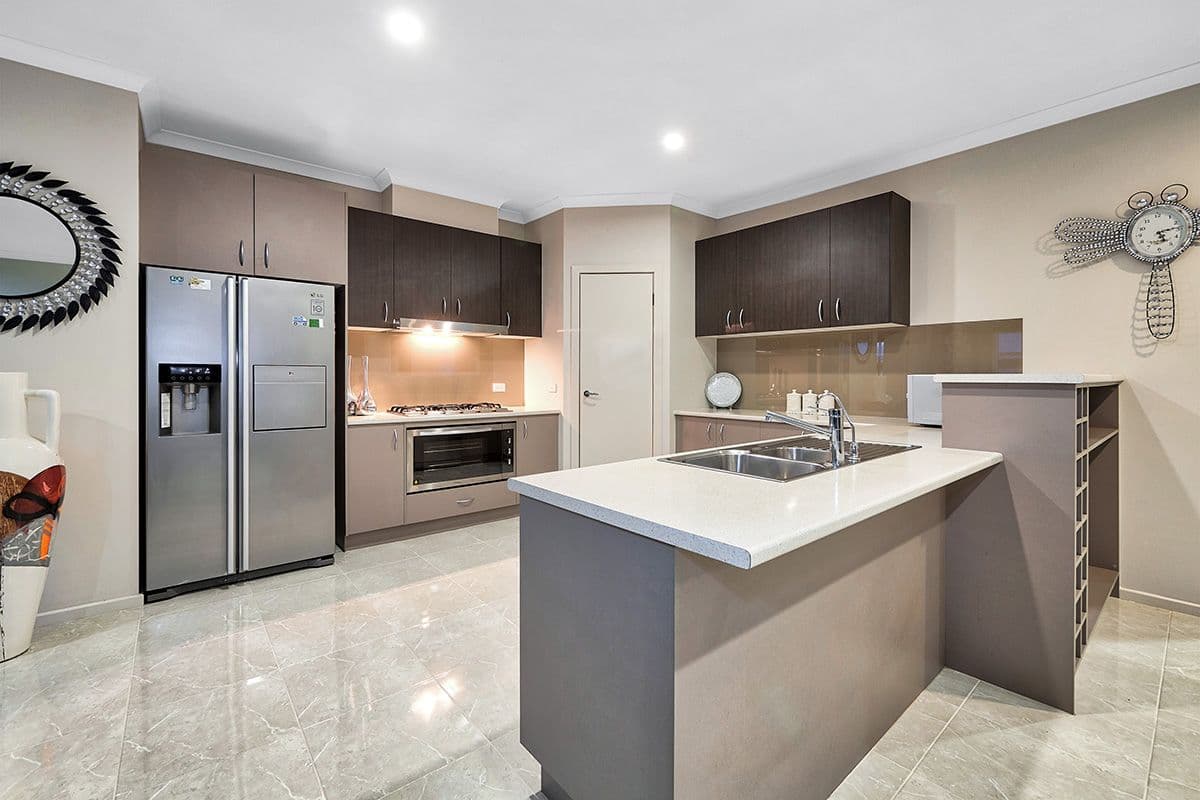 26 Hackney Circuit, Clyde North VIC 3978, Clyde North - Thumbnail 7