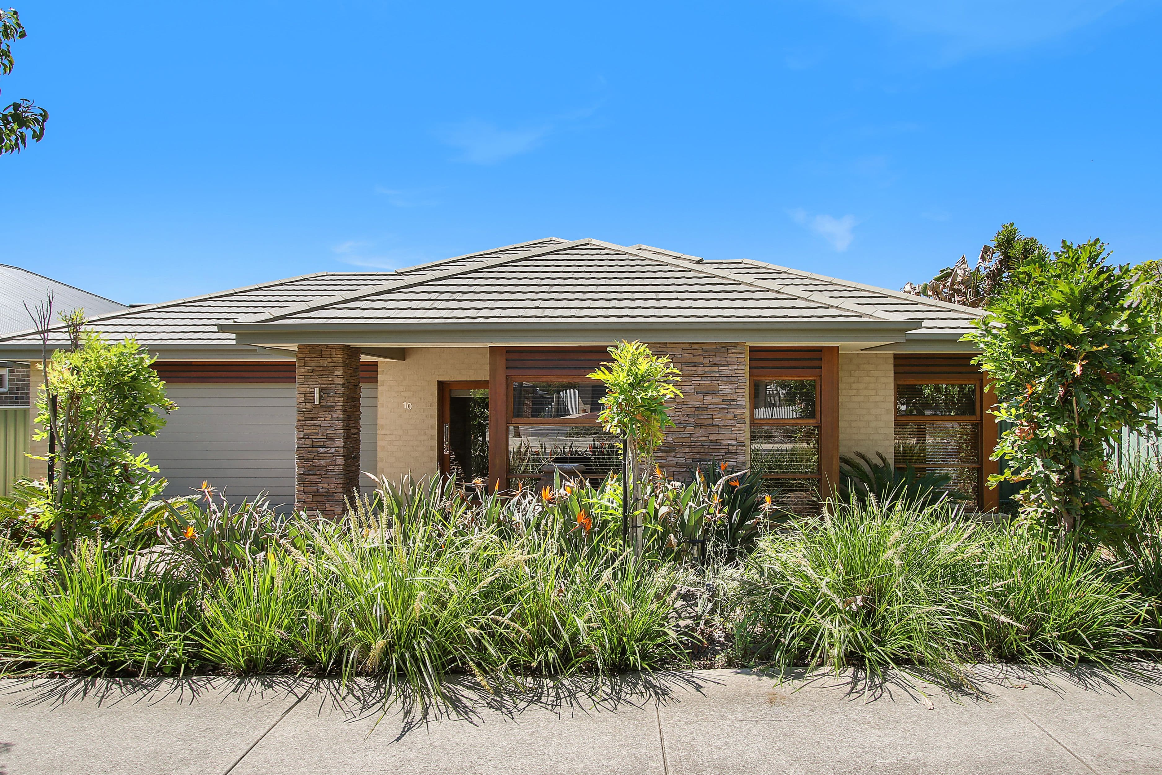 10 Victoria Cross Parade, Wodonga VIC 3690, Wodonga - Image 1