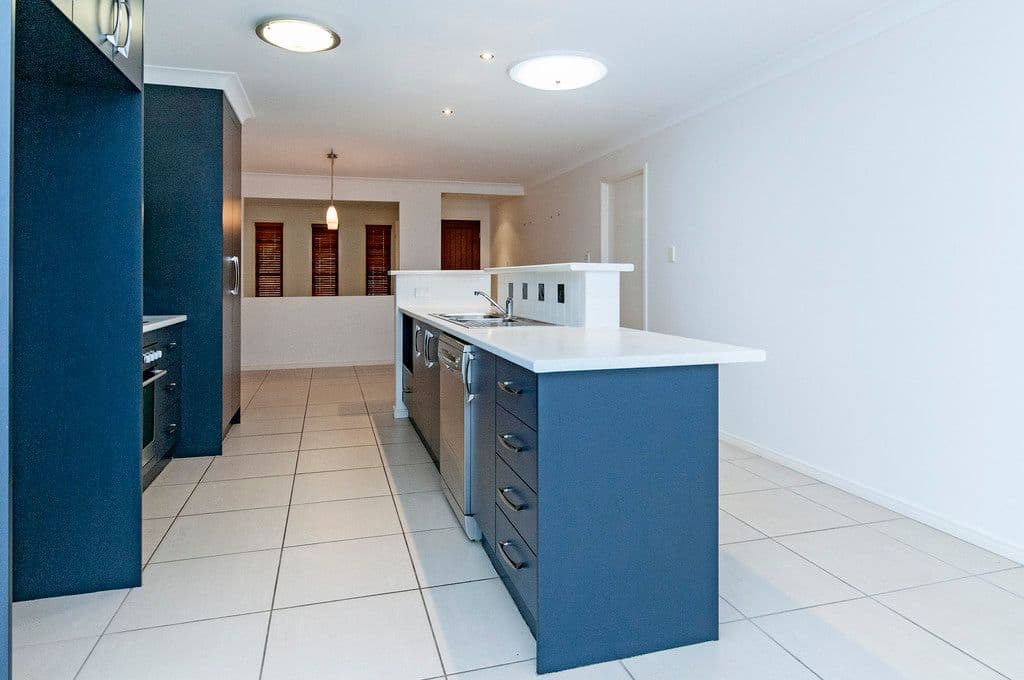 35 Liberty Crescent, SPRINGFIELD LAKES QLD 4300, Springfield Lakes - Thumbnail 4