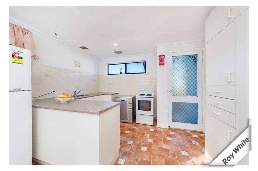 9 Baylis Place, Charnwood ACT 2615, Charnwood - Thumbnail 2