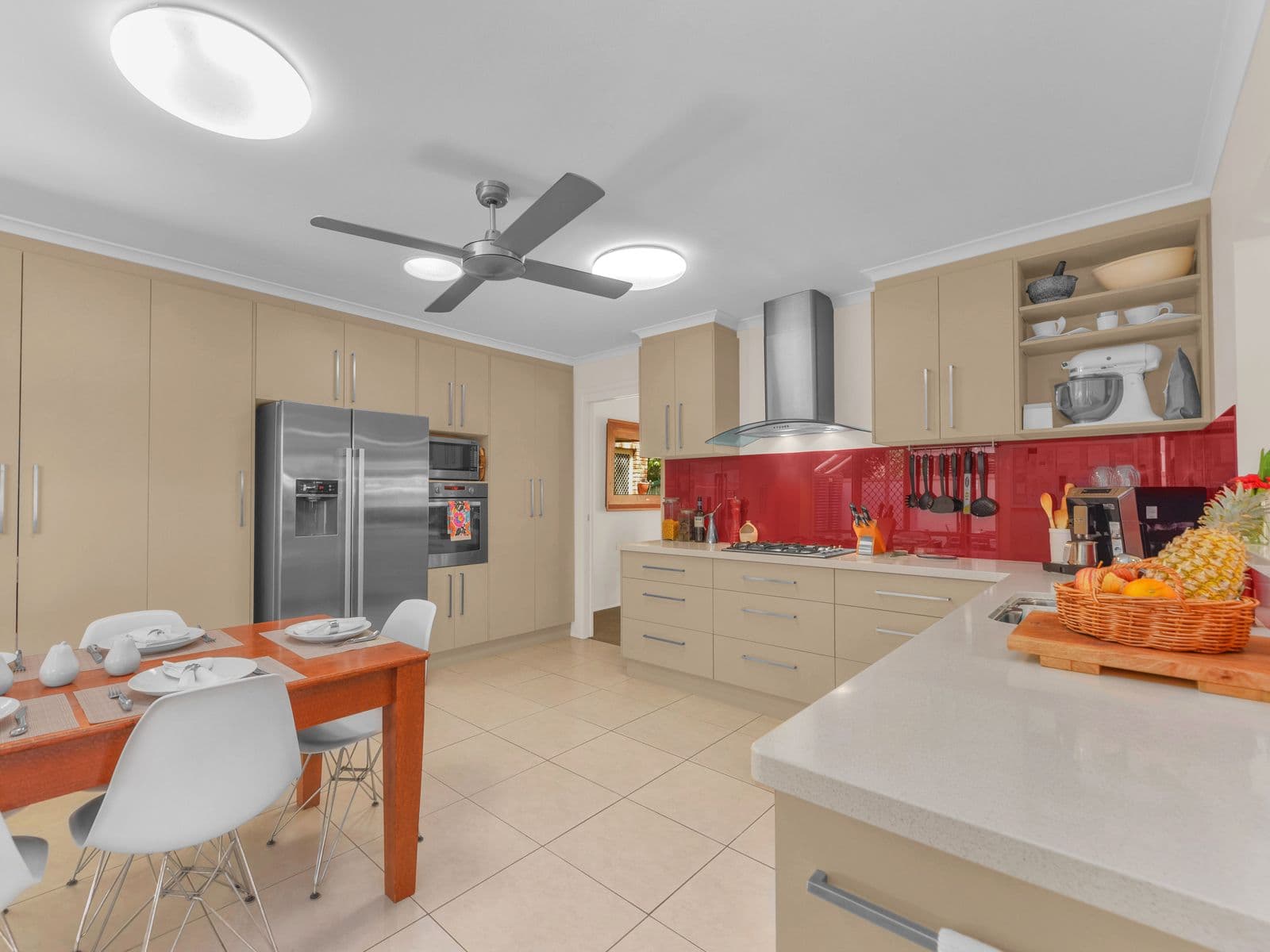 84 Clewley Street, Corinda QLD 4075, Corinda - Thumbnail 4