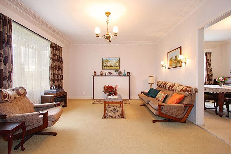 8 Prince Charles Street, CLAYTON VIC 3168, Clayton - Thumbnail 2