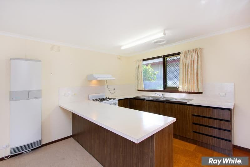 14 Seaview Avenue, MORNINGTON VIC 3931, Mornington - Thumbnail 3