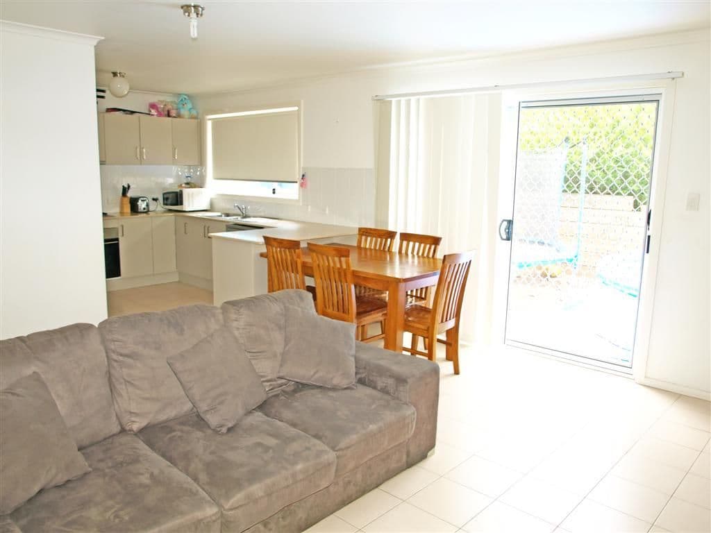 8 Anzac Avenue, WYONG NSW 2259, Wyong - Thumbnail 3