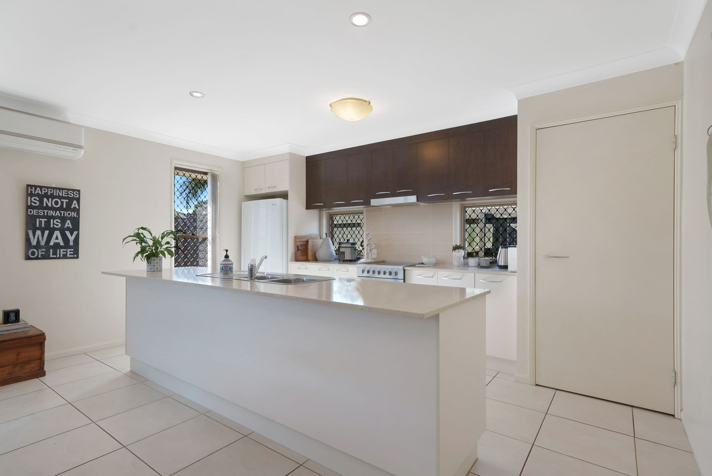 8 Sears Parade, North Lakes QLD 4509, North Lakes - Thumbnail 3