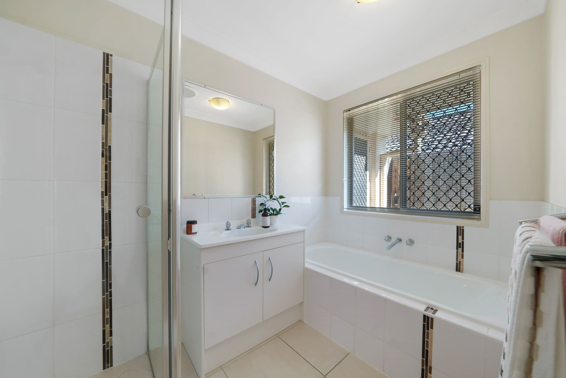 8 Sears Parade, North Lakes QLD 4509, North Lakes - Thumbnail 7
