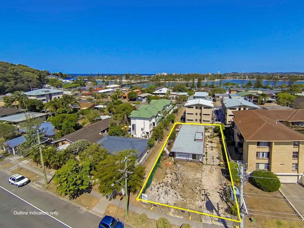 16 Ikkina Road, BURLEIGH HEADS QLD 4220, Burleigh Heads - Thumbnail 2