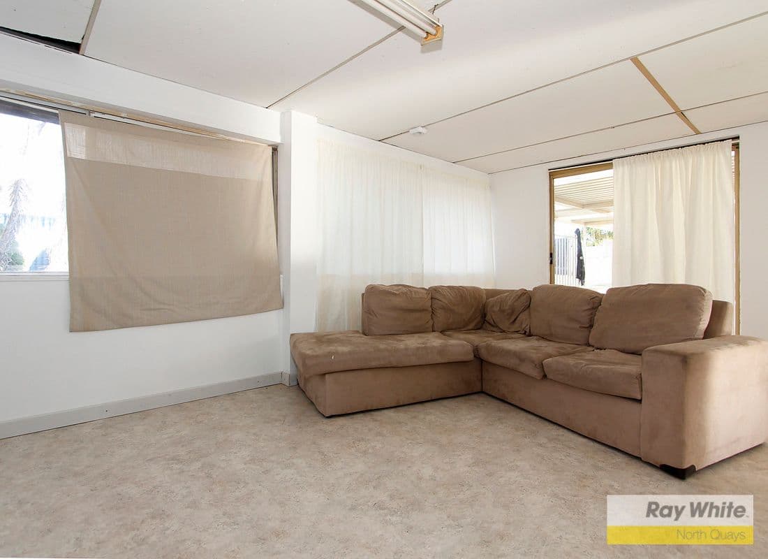 76 Camberwarra Drive, CRAIGIE WA 6025, Craigie - Thumbnail 4
