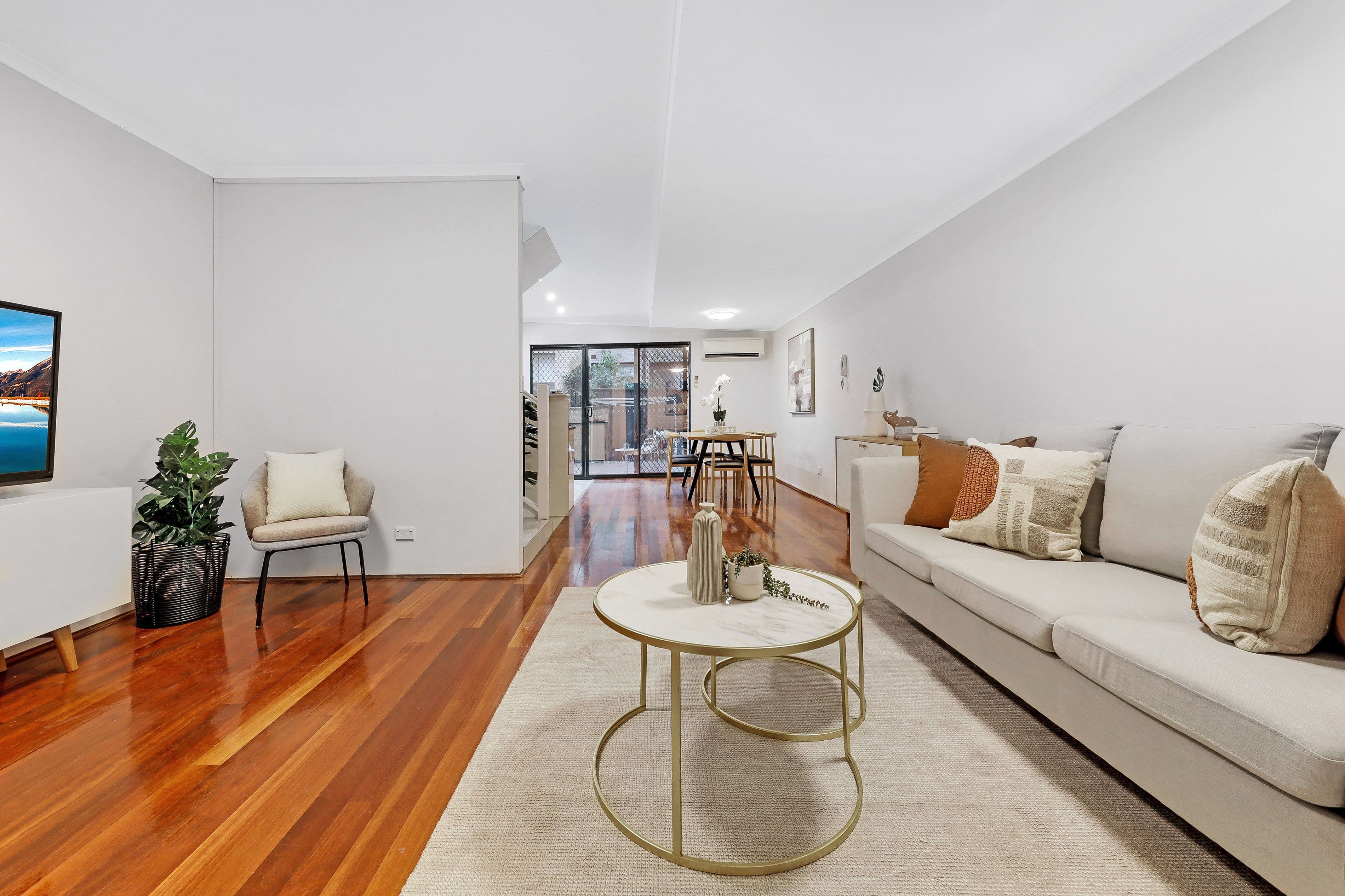 31-33 Woids Avenue, Hurstville NSW 2220, Hurstville - Thumbnail 2
