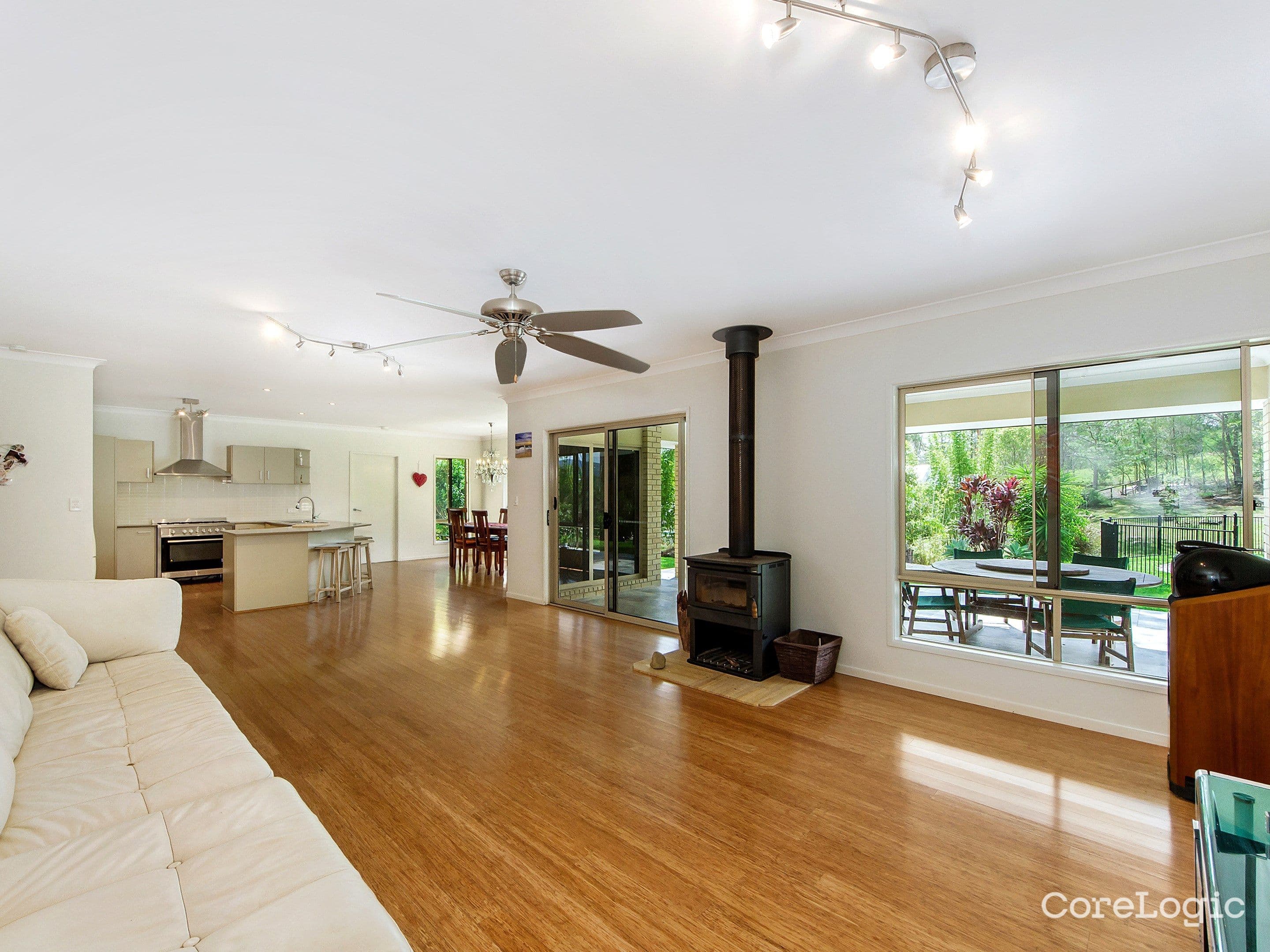 42 Ginger Rogers Road, Maudsland QLD 4210, Maudsland - Thumbnail 2