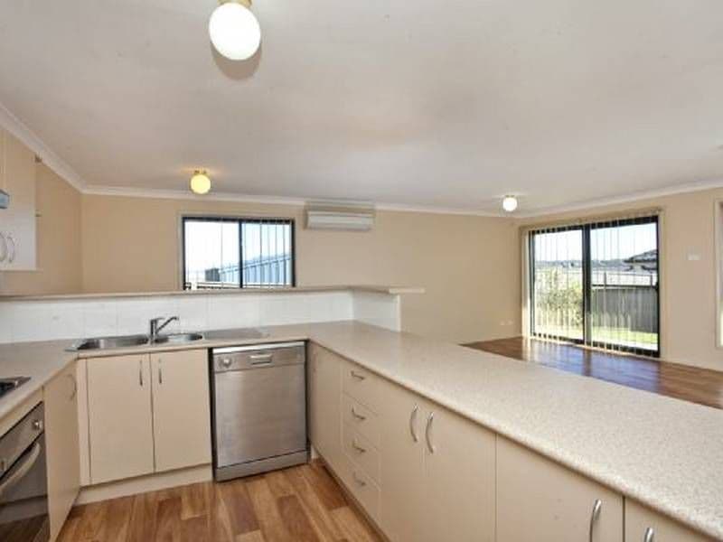 10 Harvest Court, East Branxton - Thumbnail 2