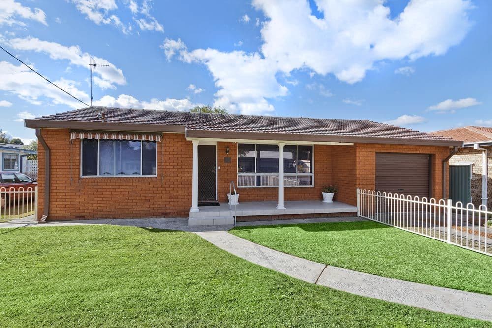 107 George Evans Road, KILLARNEY VALE NSW 2261, Killarney Vale - Image 1
