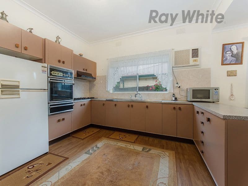 12 Thomas Street, St Albans VIC 3021, St Albans - Thumbnail 4