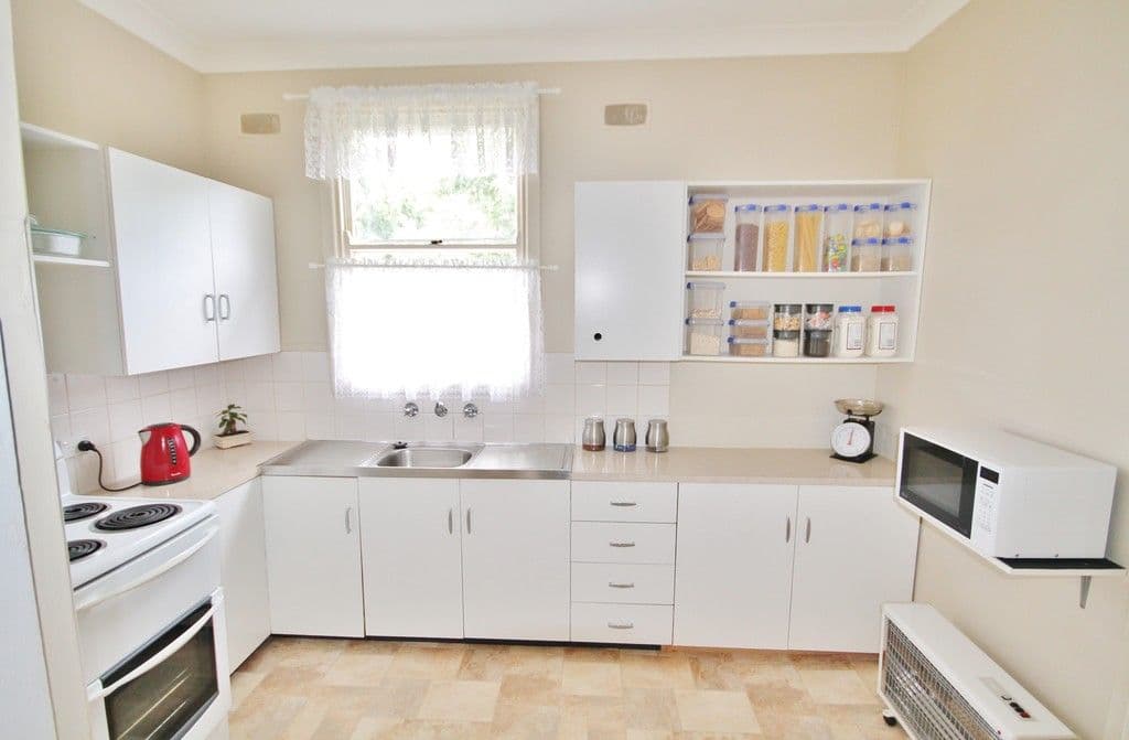 47 Blackett Avenue, Young NSW 2594, Young - Thumbnail 3
