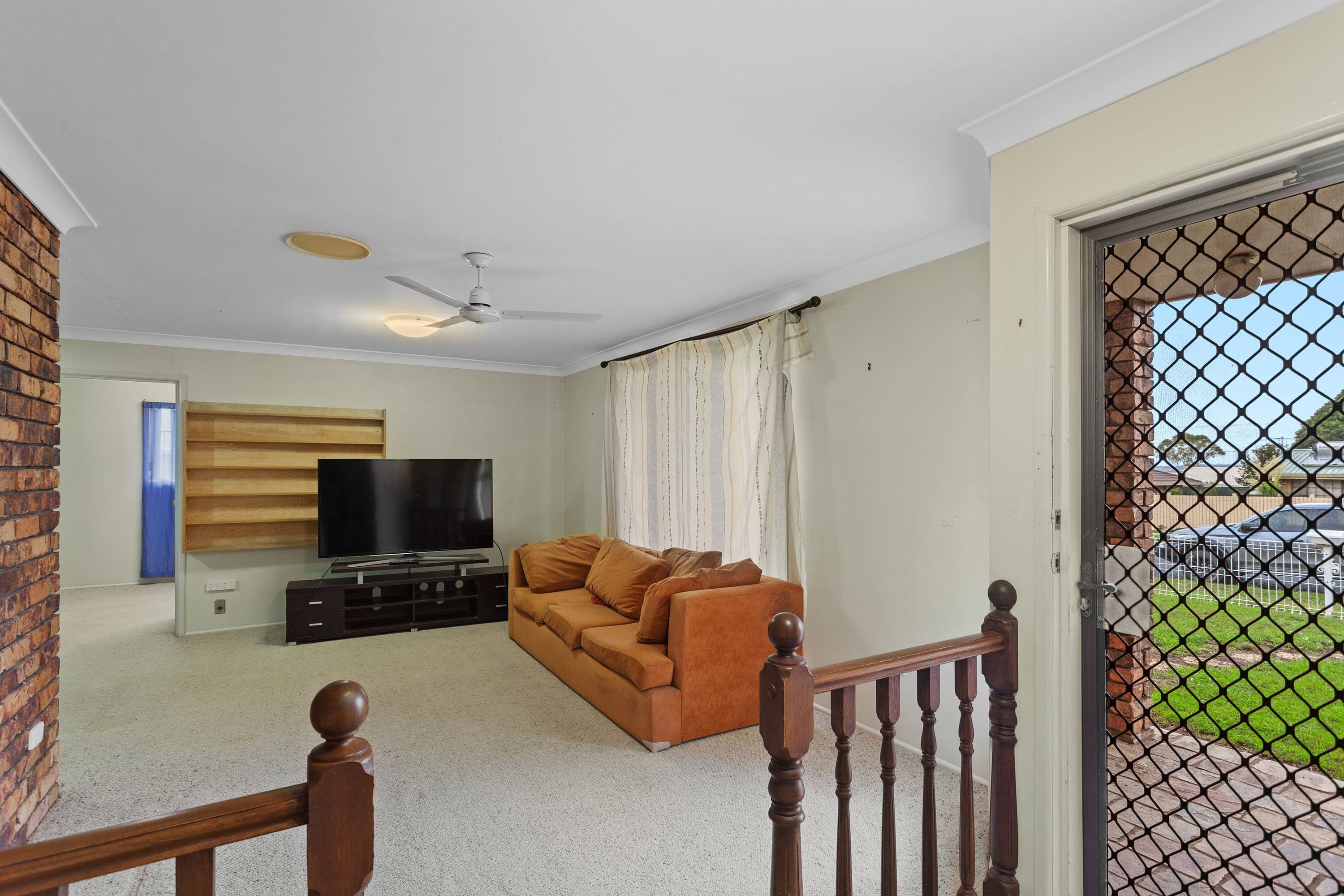 25 Robb Street, Oakey QLD 4401, Oakey - Thumbnail 2