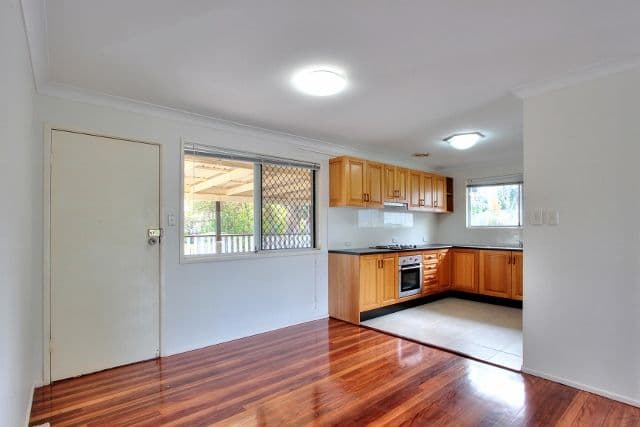 4 Cunningham Street, ROCHEDALE SOUTH QLD 4123, Rochedale South - Thumbnail 3