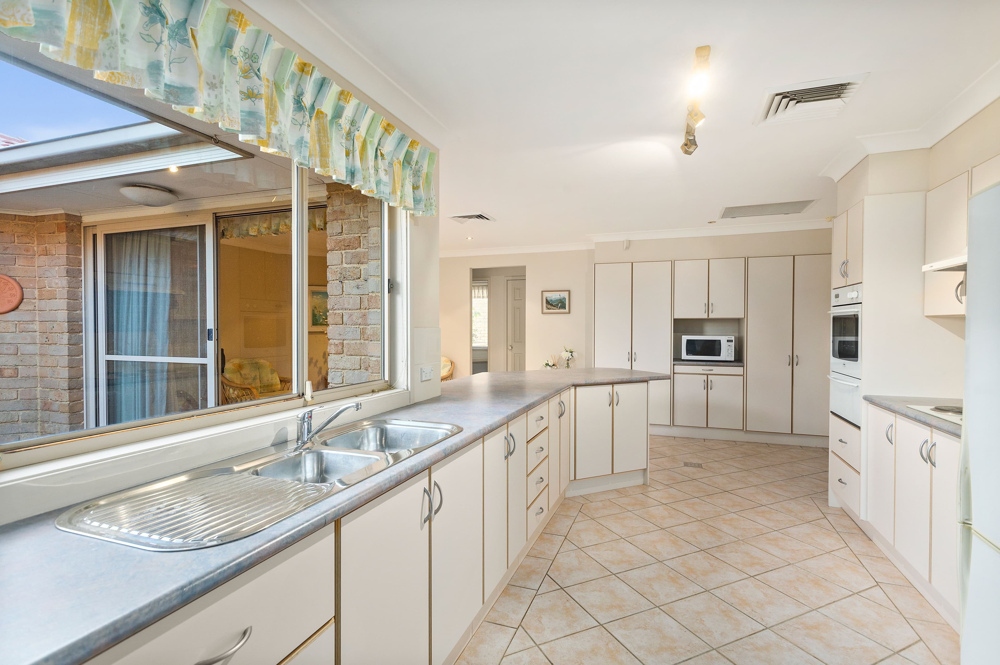 26 James Cook Parkway, Shell Cove NSW 2529, Shell Cove - Thumbnail 4