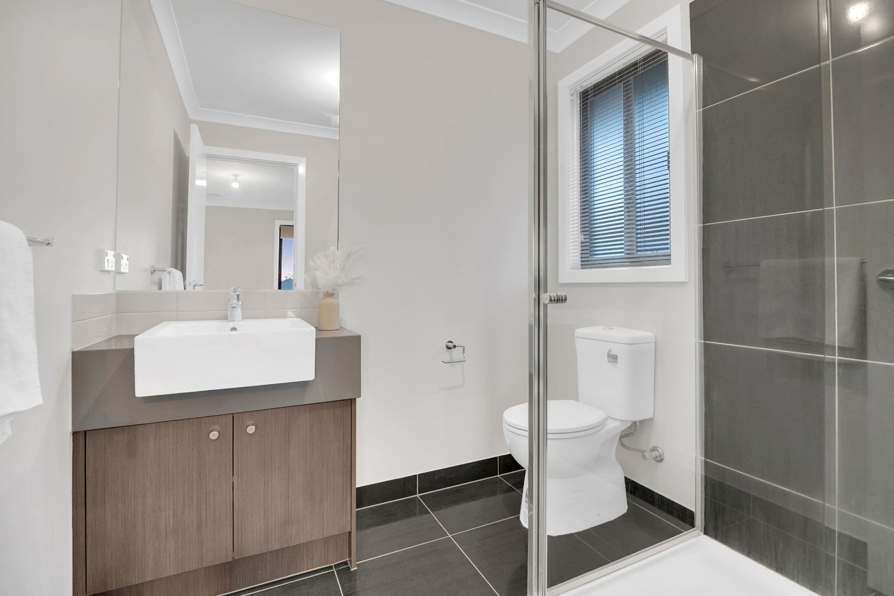 11 Colwood Avenue, Mickleham VIC 3064, Mickleham - Thumbnail 8